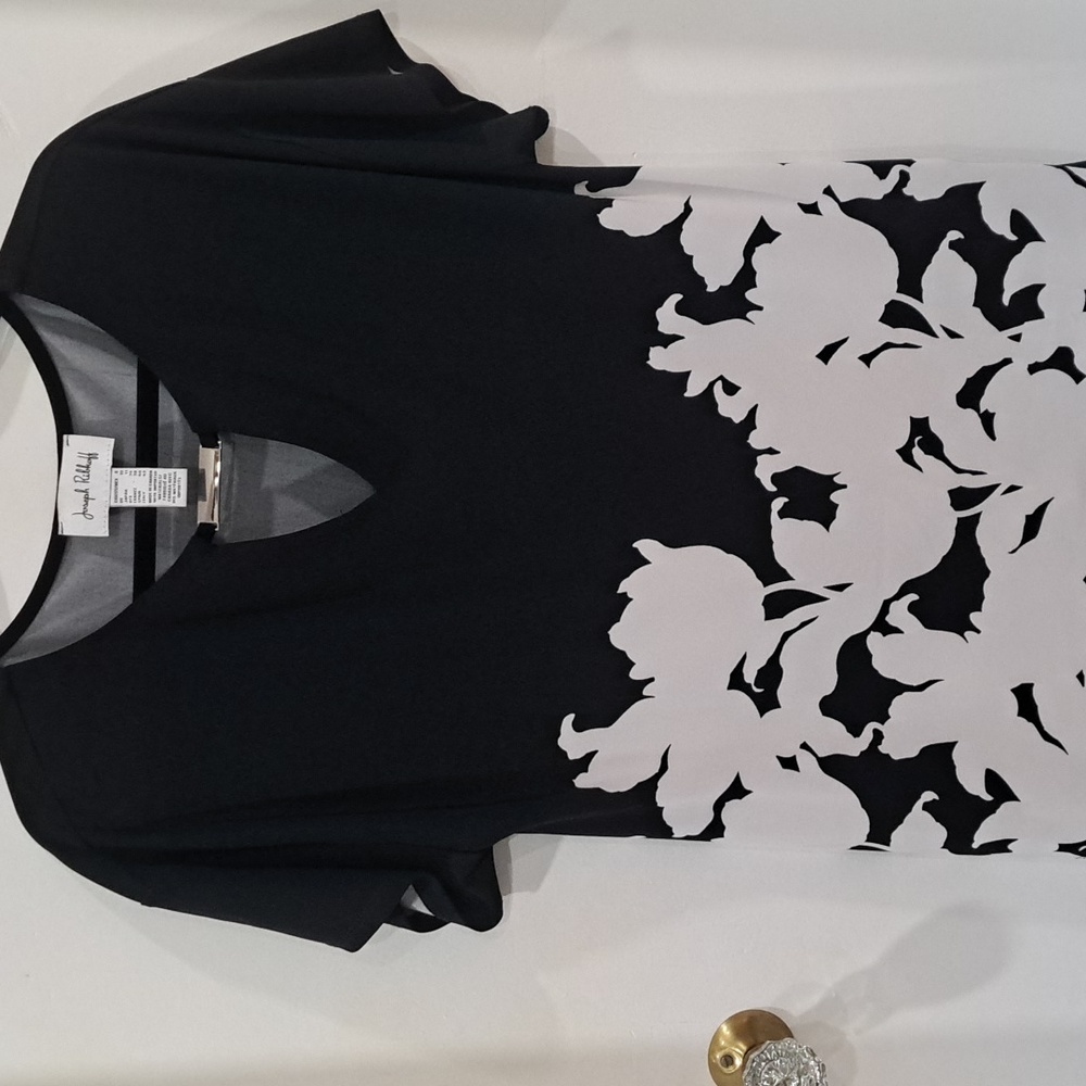 Joseph Ribkoff Black and White Floral Blouse